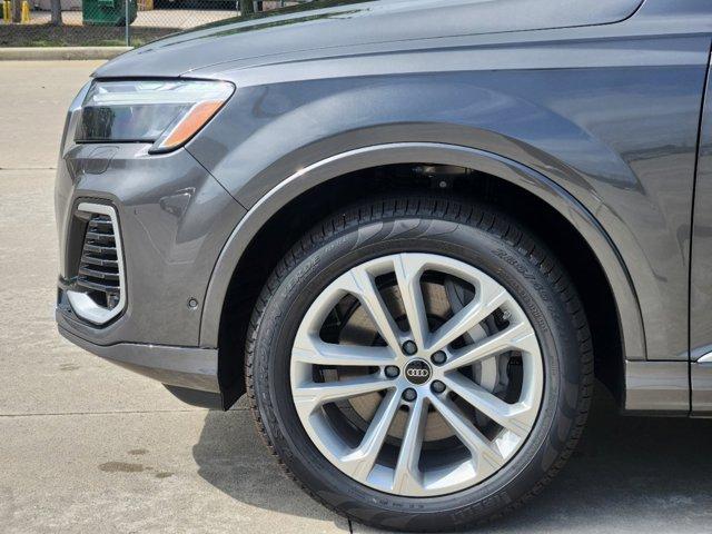 2025 Audi Q7 Vehicle Photo in HOUSTON, TX 77090