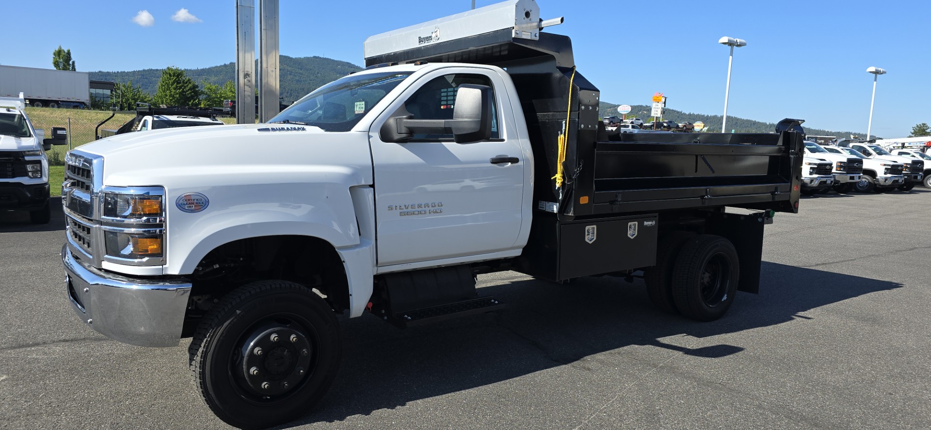 2023 Chevrolet Silverado 5500 HD Vehicle Photo in POST FALLS, ID 83854-5365