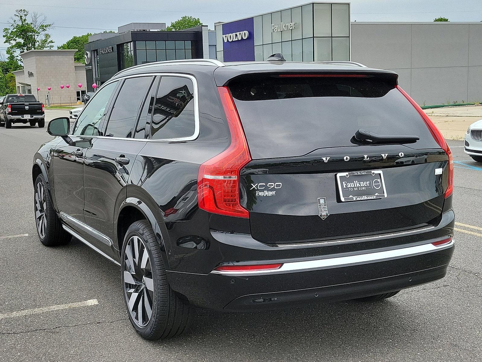 2024 Volvo XC90 Recharge Plug-In Hybrid Vehicle Photo in Trevose, PA 19053