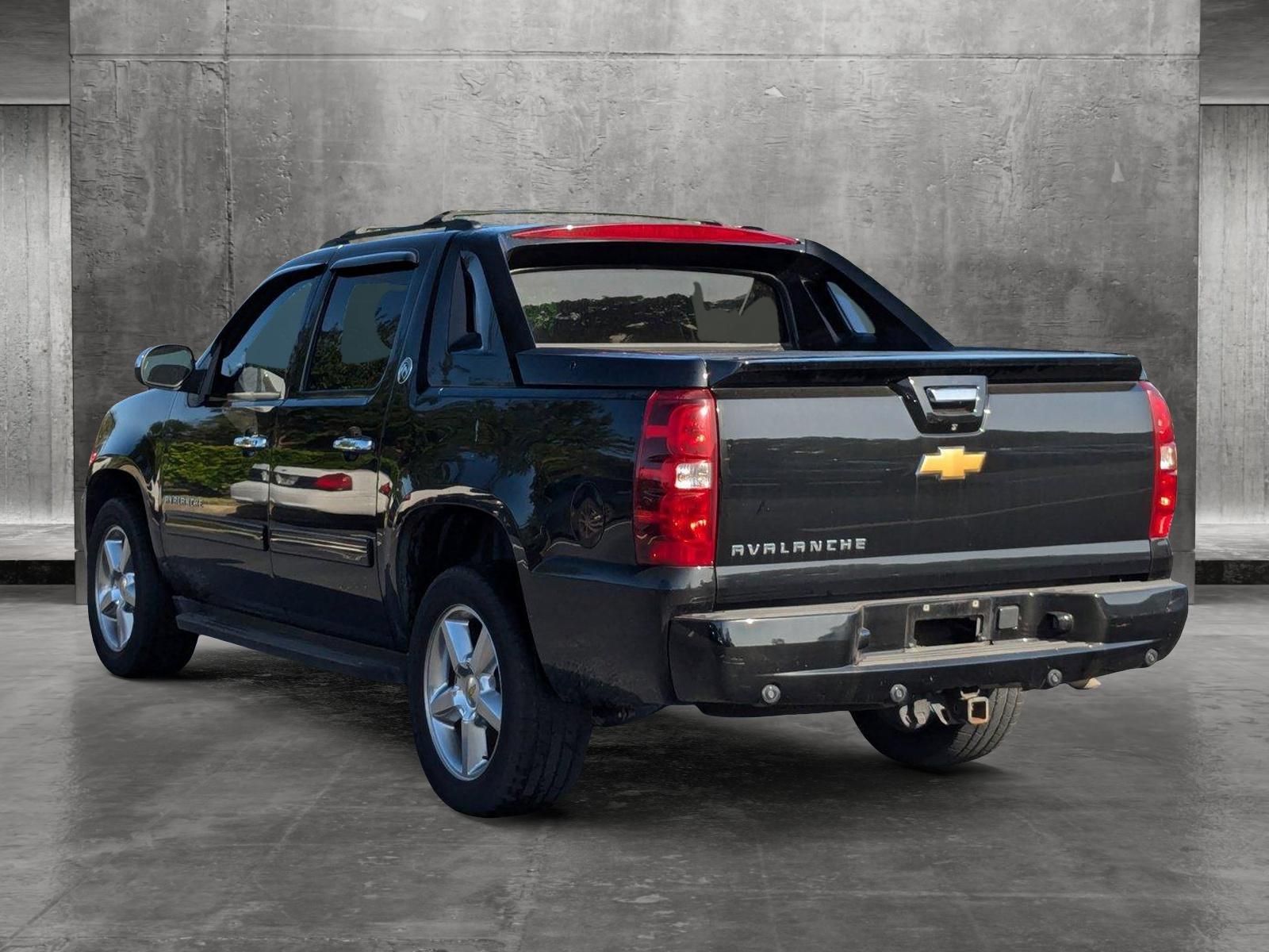 2013 Chevrolet Avalanche Vehicle Photo in Sanford, FL 32771