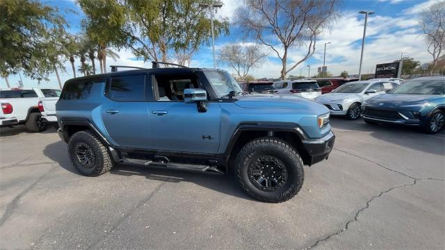 2024 GMC HUMMER EV SUV Vehicle Photo in GOODYEAR, AZ 85338-1310