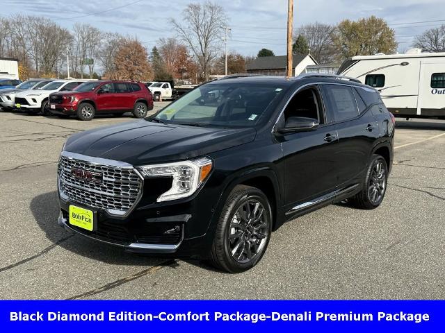 2024 GMC Terrain Vehicle Photo in CHICOPEE, MA 01020-5001