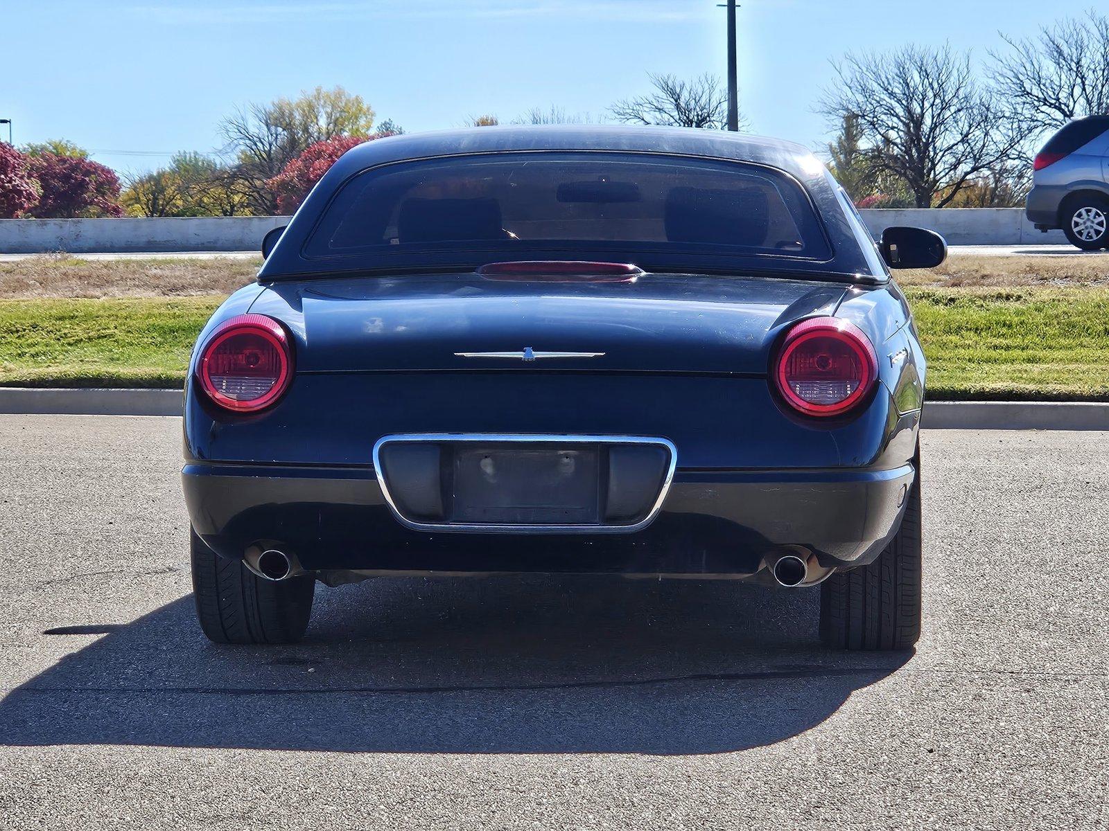 2005 Ford Thunderbird Vehicle Photo in AMARILLO, TX 79106-1809