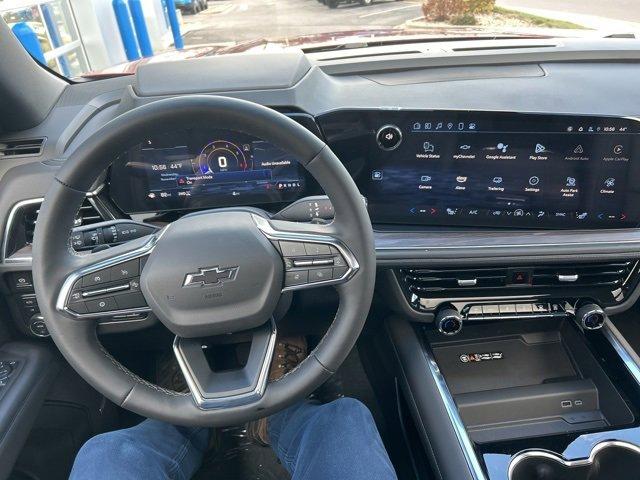 2025 Chevrolet Suburban Vehicle Photo in SAUK CITY, WI 53583-1301