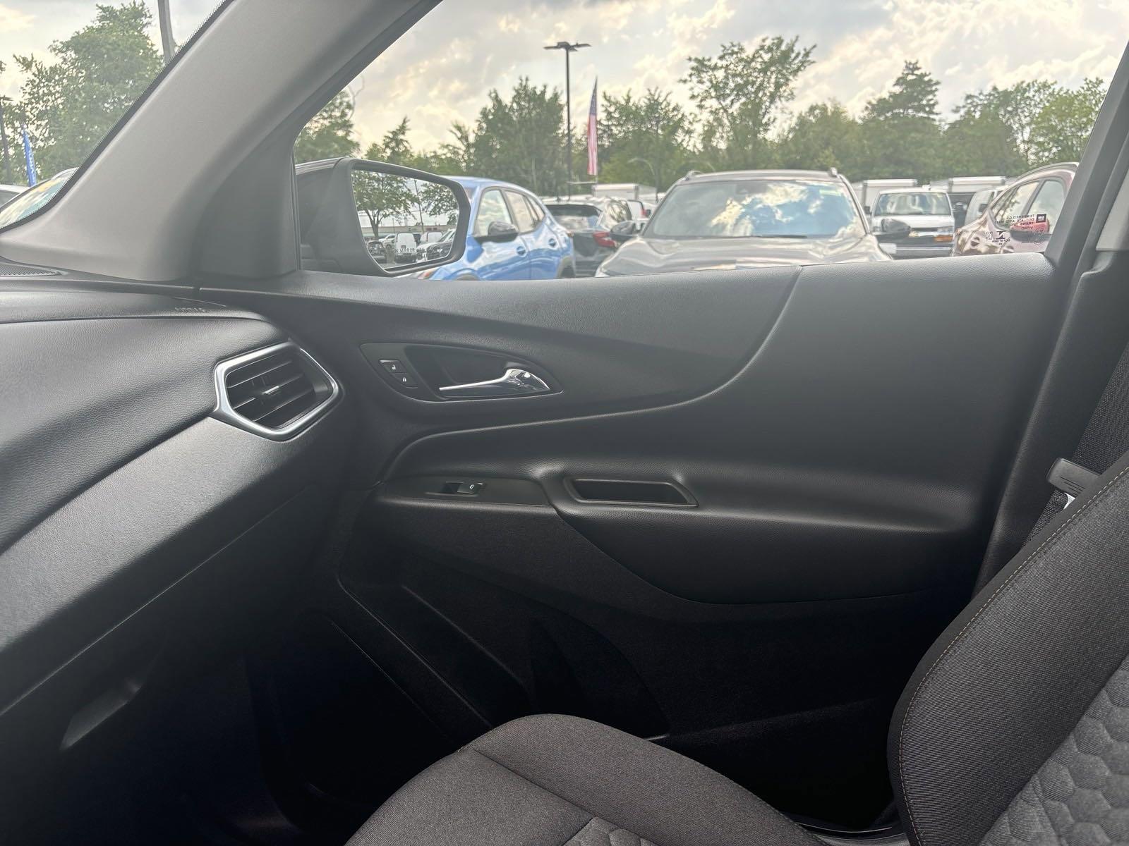 2020 Chevrolet Equinox Vehicle Photo in Saint Charles, IL 60174