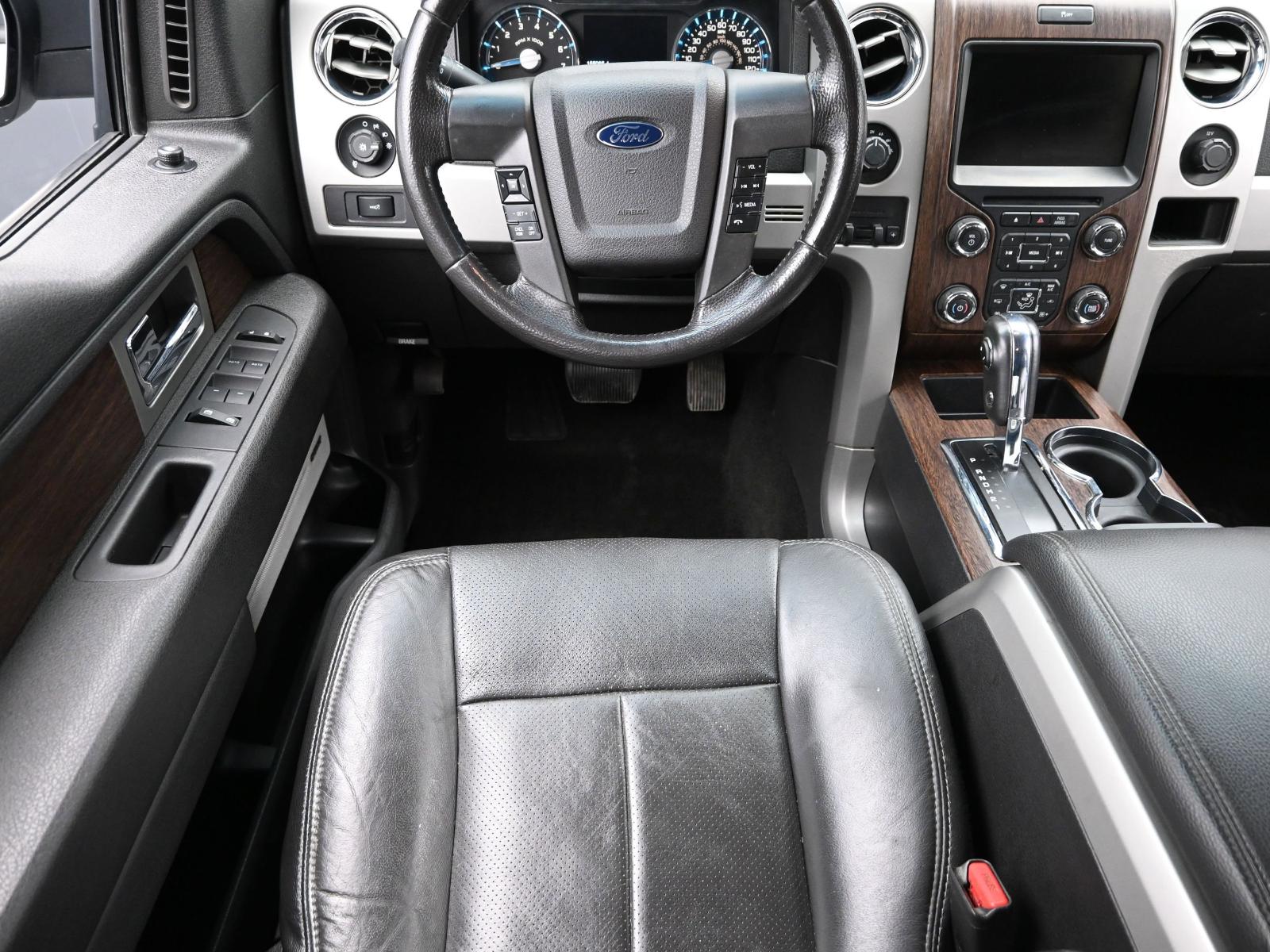 2014 Ford F-150 Vehicle Photo in Cedar Rapids, IA 52402