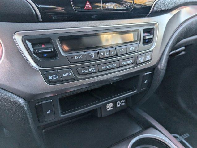 2022 Honda Pilot Vehicle Photo in Greeley, CO 80634-8763