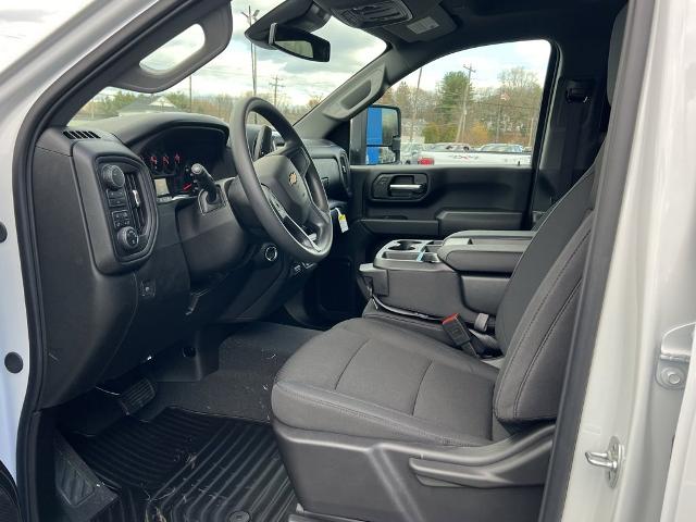 2025 Chevrolet Silverado 2500 HD Vehicle Photo in GARDNER, MA 01440-3110