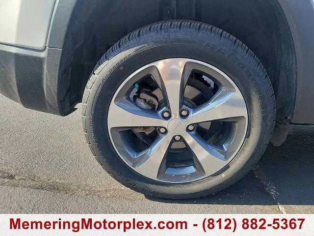 2019 Jeep Cherokee Vehicle Photo in VINCENNES, IN 47591-5519