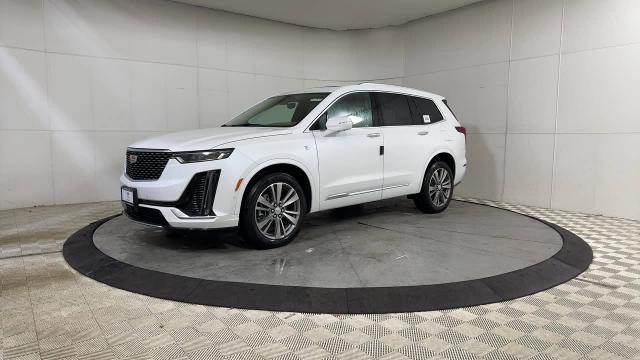 2024 Cadillac XT6 Vehicle Photo in JOLIET, IL 60435-8135