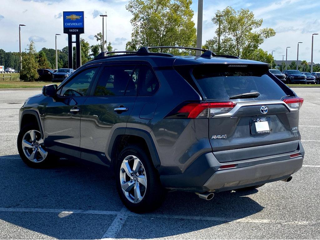 2020 Toyota RAV4 Vehicle Photo in POOLER, GA 31322-3252