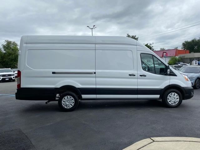 2022 Ford Transit Cargo Van Vehicle Photo in Mahwah, NJ 07430-1343