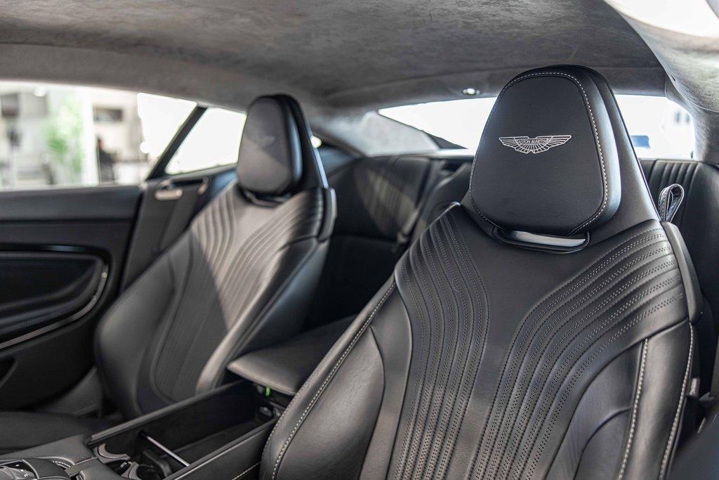 2018 Aston Martin DB11 Vehicle Photo in Plainfield, IL 60586