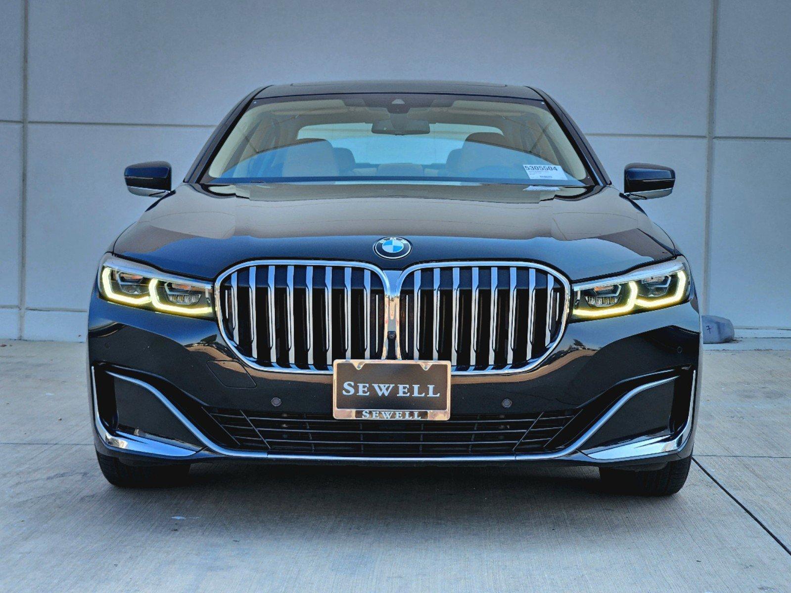 2022 BMW 740i Vehicle Photo in PLANO, TX 75024