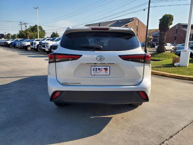 2022 Toyota Highlander Vehicle Photo in LAFAYETTE, LA 70503-4541