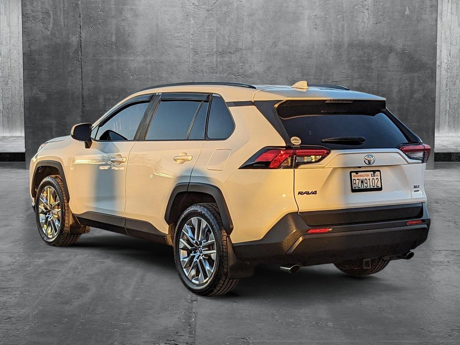 2019 Toyota RAV4 Vehicle Photo in Spokane Valley, WA 99212