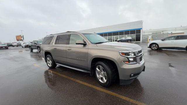 Used 2019 Chevrolet Suburban LT with VIN 1GNSKHKC8KR254361 for sale in Saint Cloud, MN