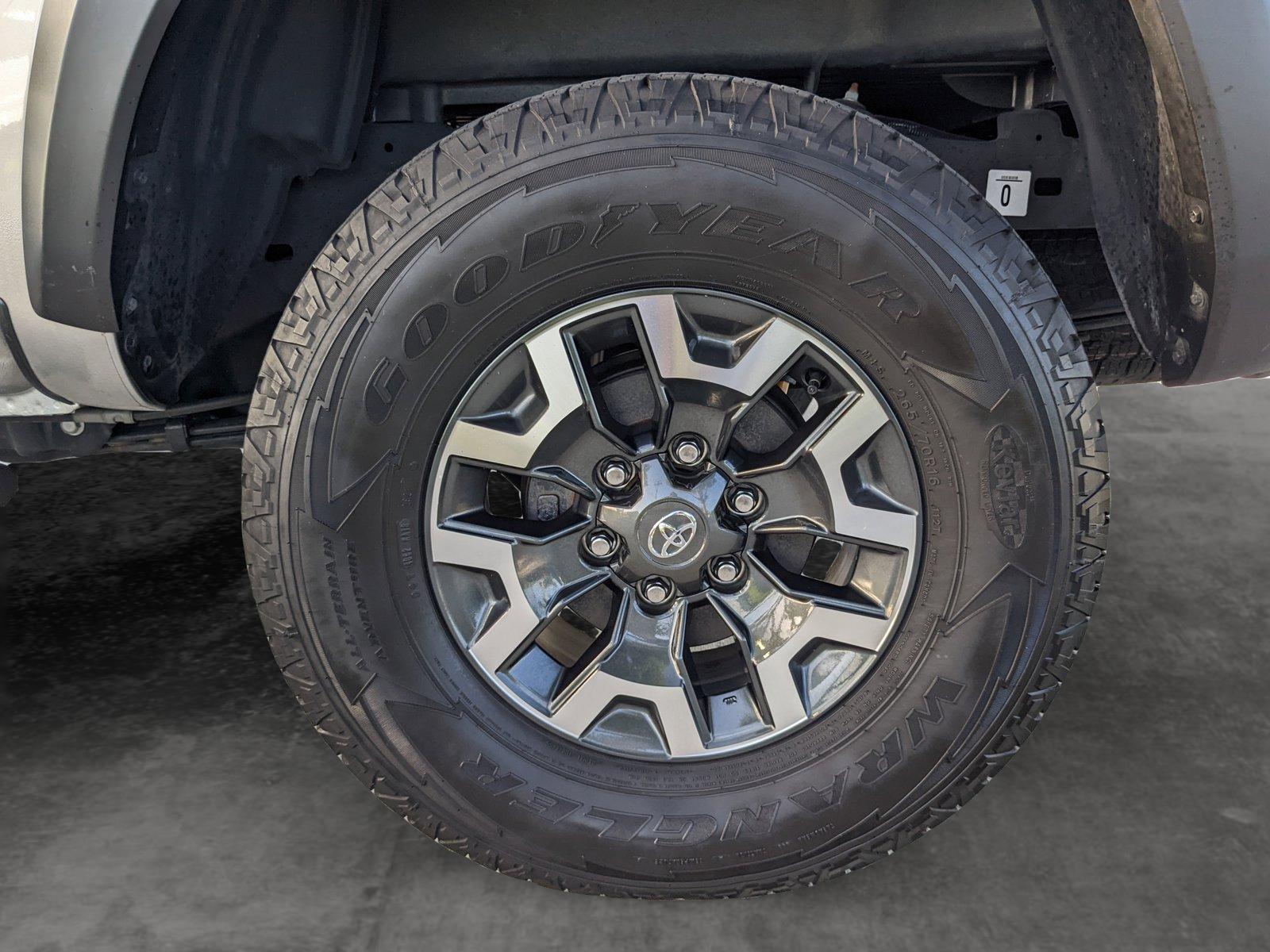 2021 Toyota Tacoma 2WD Vehicle Photo in Davie, FL 33331