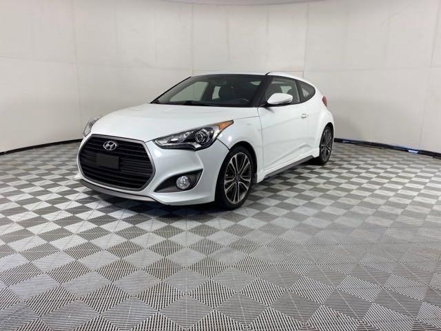 2016 Hyundai Veloster Vehicle Photo in MEDINA, OH 44256-9001