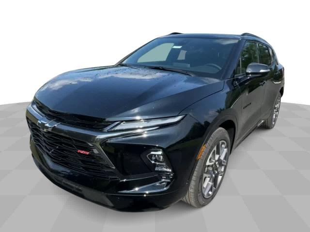 2025 Chevrolet Blazer Vehicle Photo in THOMPSONTOWN, PA 17094-9014