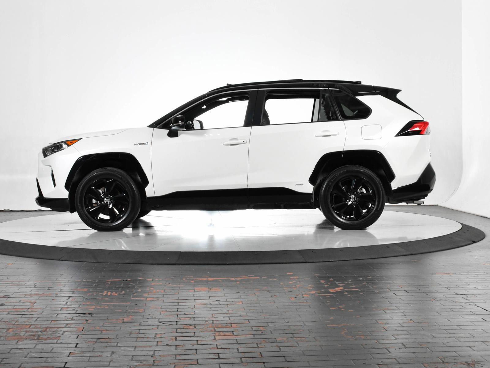 2019 Toyota RAV4 Vehicle Photo in DALLAS, TX 75235