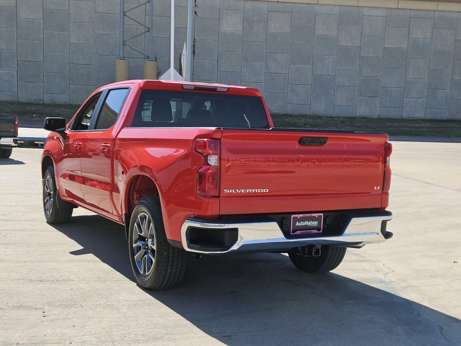 2025 Chevrolet Silverado 1500 Vehicle Photo in NORTH RICHLAND HILLS, TX 76180-7199