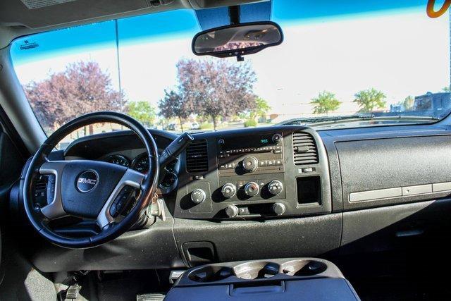 2010 GMC Sierra 2500HD Vehicle Photo in MILES CITY, MT 59301-5791