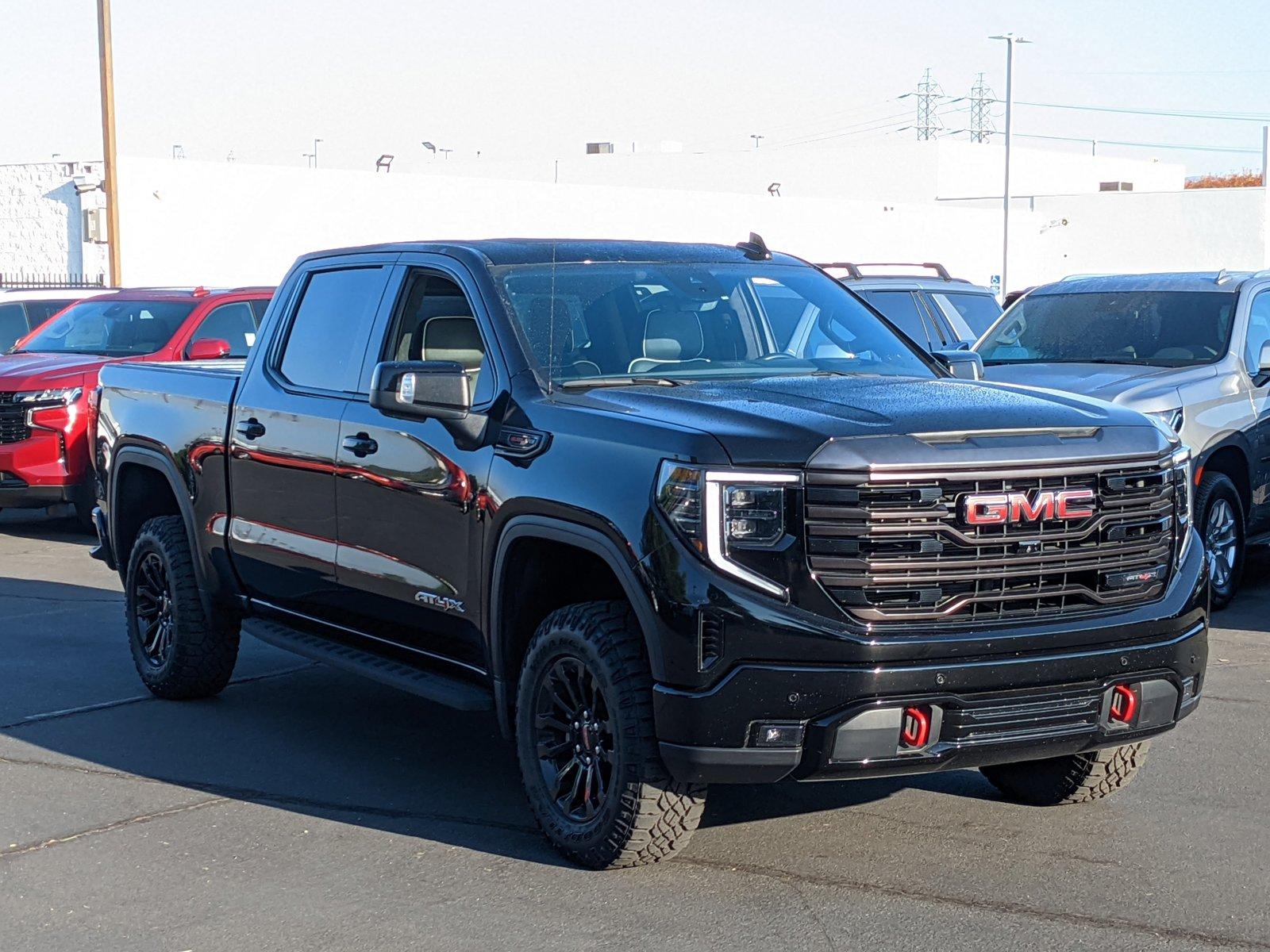 2023 GMC Sierra 1500 Vehicle Photo in VALENCIA, CA 91355-1705