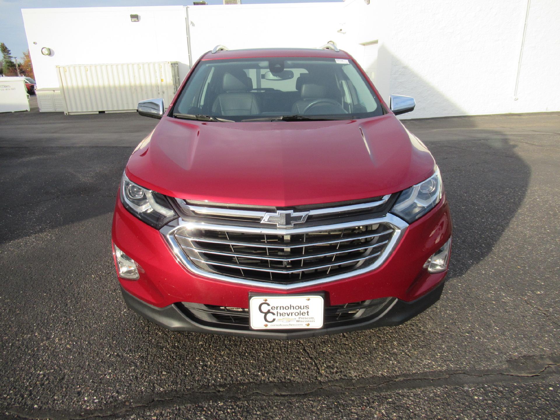 Used 2018 Chevrolet Equinox Premier with VIN 3GNAXWEX4JS505792 for sale in Prescott, WI