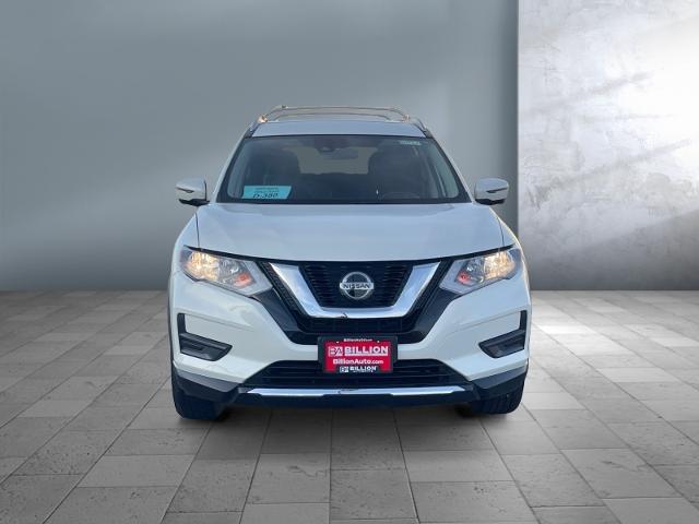 Used 2020 Nissan Rogue SV with VIN JN8AT2MV8LW112189 for sale in Sioux Falls, SD