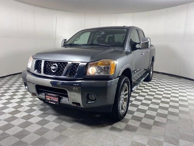 2015 Nissan Titan Vehicle Photo in MEDINA, OH 44256-9001