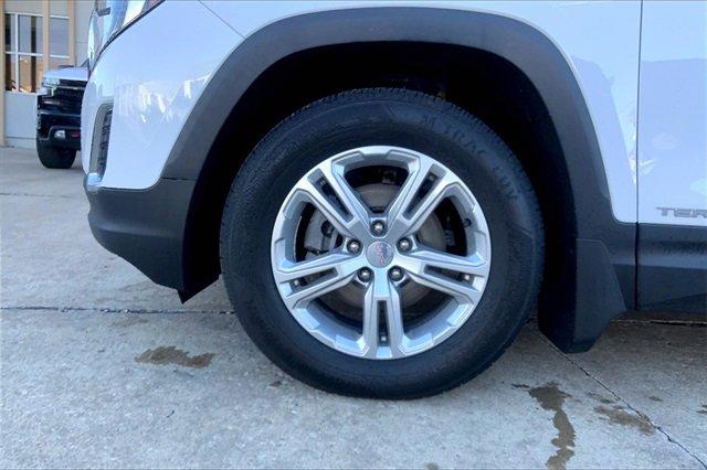 2021 GMC Terrain Vehicle Photo in TOPEKA, KS 66609-0000