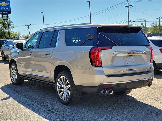 2022 GMC Yukon XL Vehicle Photo in MILFORD, OH 45150-1684