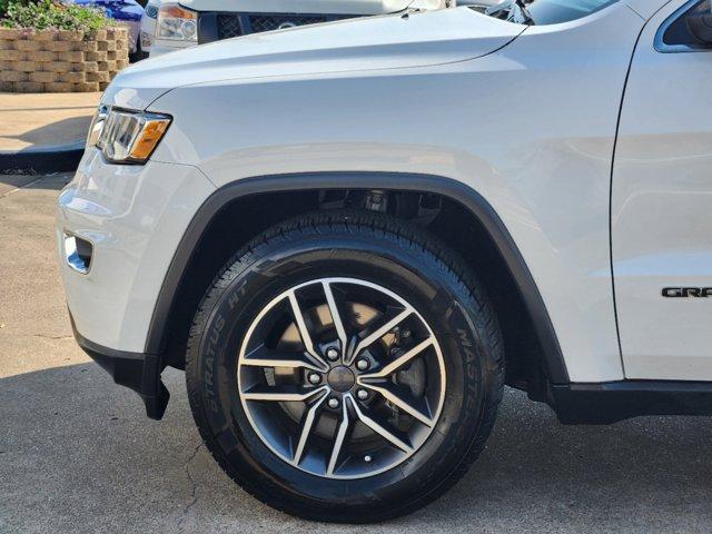 2022 Jeep Grand Cherokee WK Vehicle Photo in SUGAR LAND, TX 77478-0000