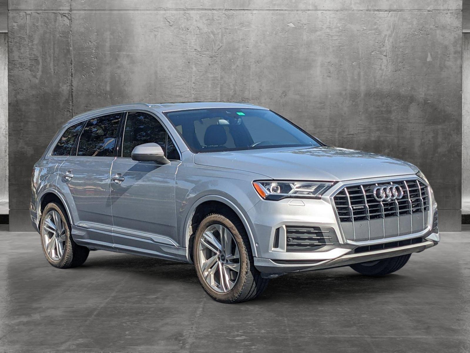 2022 Audi Q7 Vehicle Photo in GREENACRES, FL 33463-3207