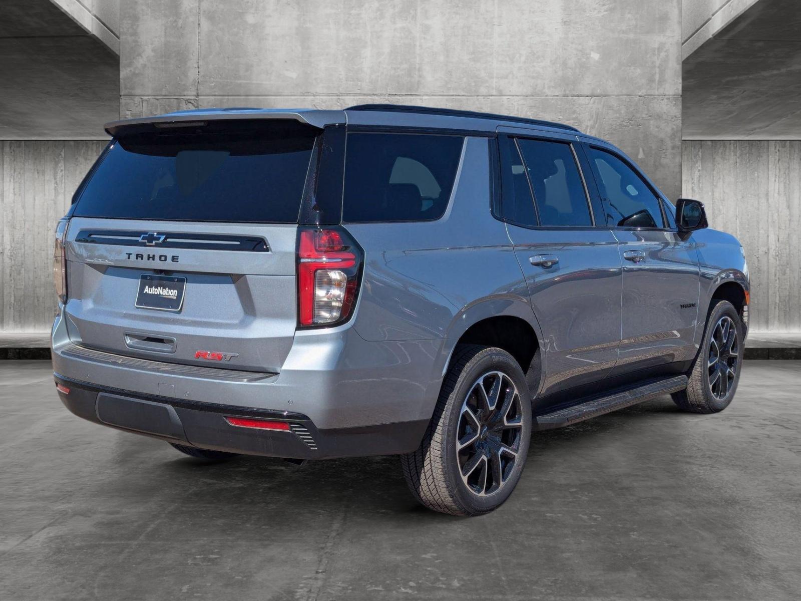 2024 Chevrolet Tahoe Vehicle Photo in PEORIA, AZ 85382-3715