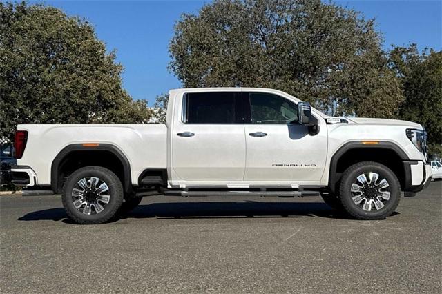 2025 GMC Sierra 2500 HD Vehicle Photo in ELK GROVE, CA 95757-8703