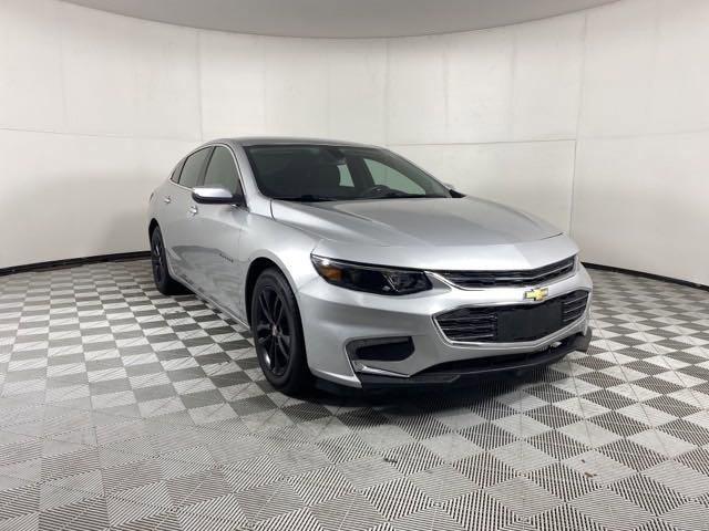 2016 Chevrolet Malibu Vehicle Photo in MEDINA, OH 44256-9001