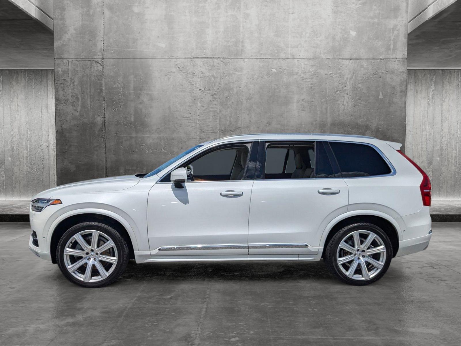 2019 Volvo XC90 Vehicle Photo in Sarasota, FL 34231