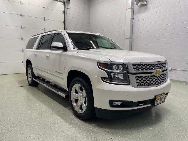 2018 Chevrolet Suburban Vehicle Photo in ROGERS, MN 55374-9422