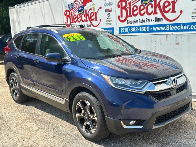 2017 Honda CR-V Vehicle Photo in DUNN, NC 28334-8900