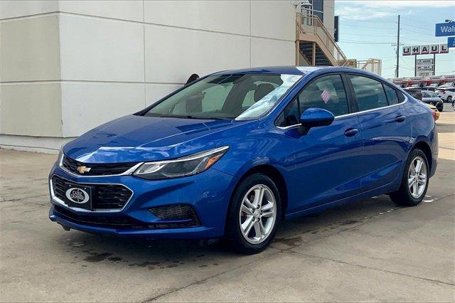 2017 Chevrolet Cruze Vehicle Photo in TOPEKA, KS 66609-0000