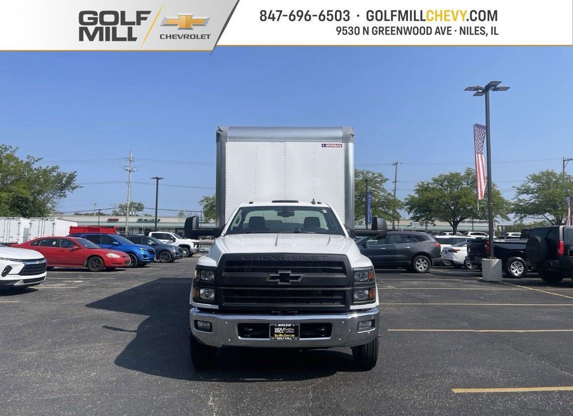 2022 Chevrolet Silverado Chassis Cab Vehicle Photo in Saint Charles, IL 60174