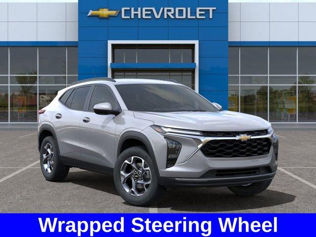 2025 Chevrolet Trax Vehicle Photo in BROCKTON, MA 02301-7113