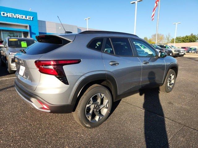 2025 Chevrolet Trax Vehicle Photo in SAUK CITY, WI 53583-1301