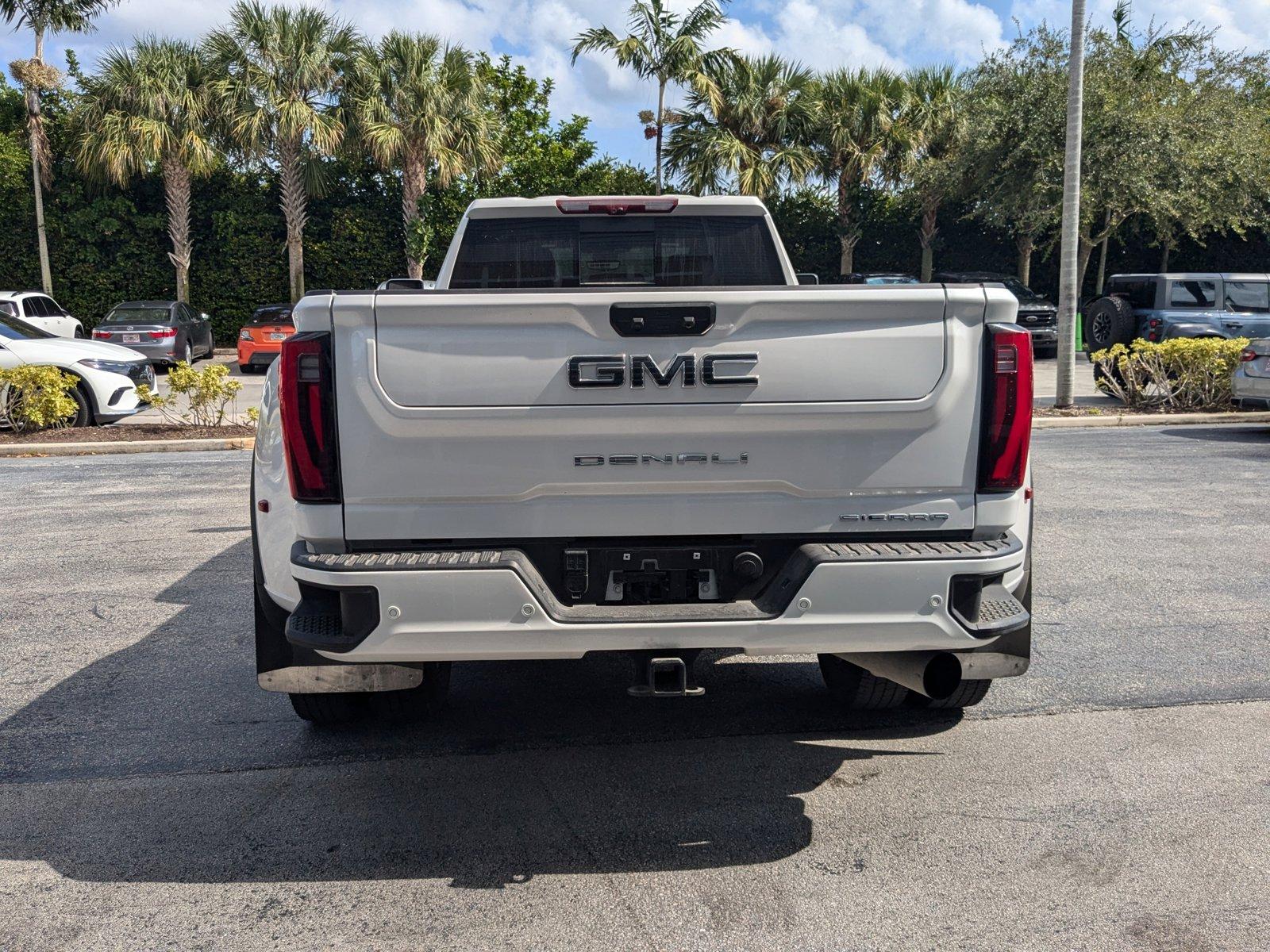 2024 GMC Sierra 3500HD Vehicle Photo in Pompano Beach, FL 33064