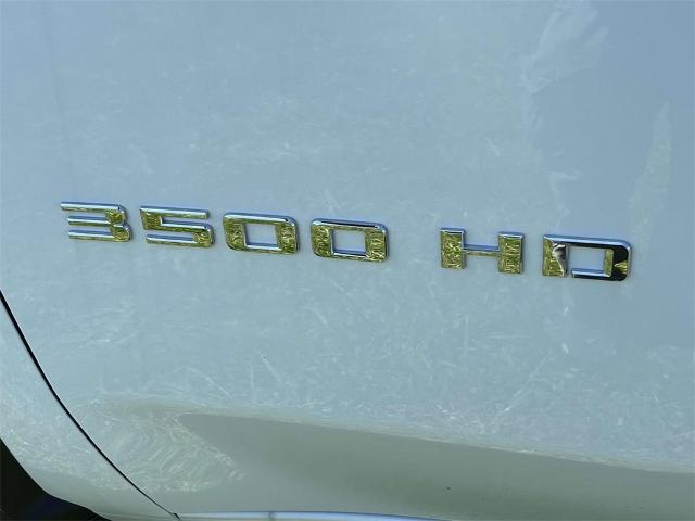 2024 Chevrolet Silverado 3500 HD Vehicle Photo in ALCOA, TN 37701-3235