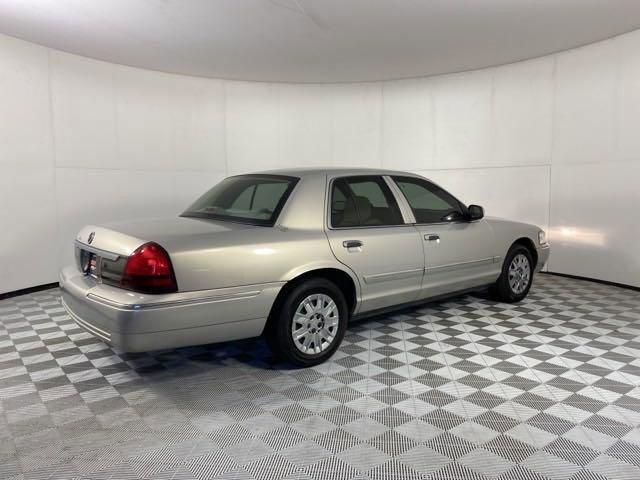 2007 Mercury Grand Marquis Vehicle Photo in MEDINA, OH 44256-9001