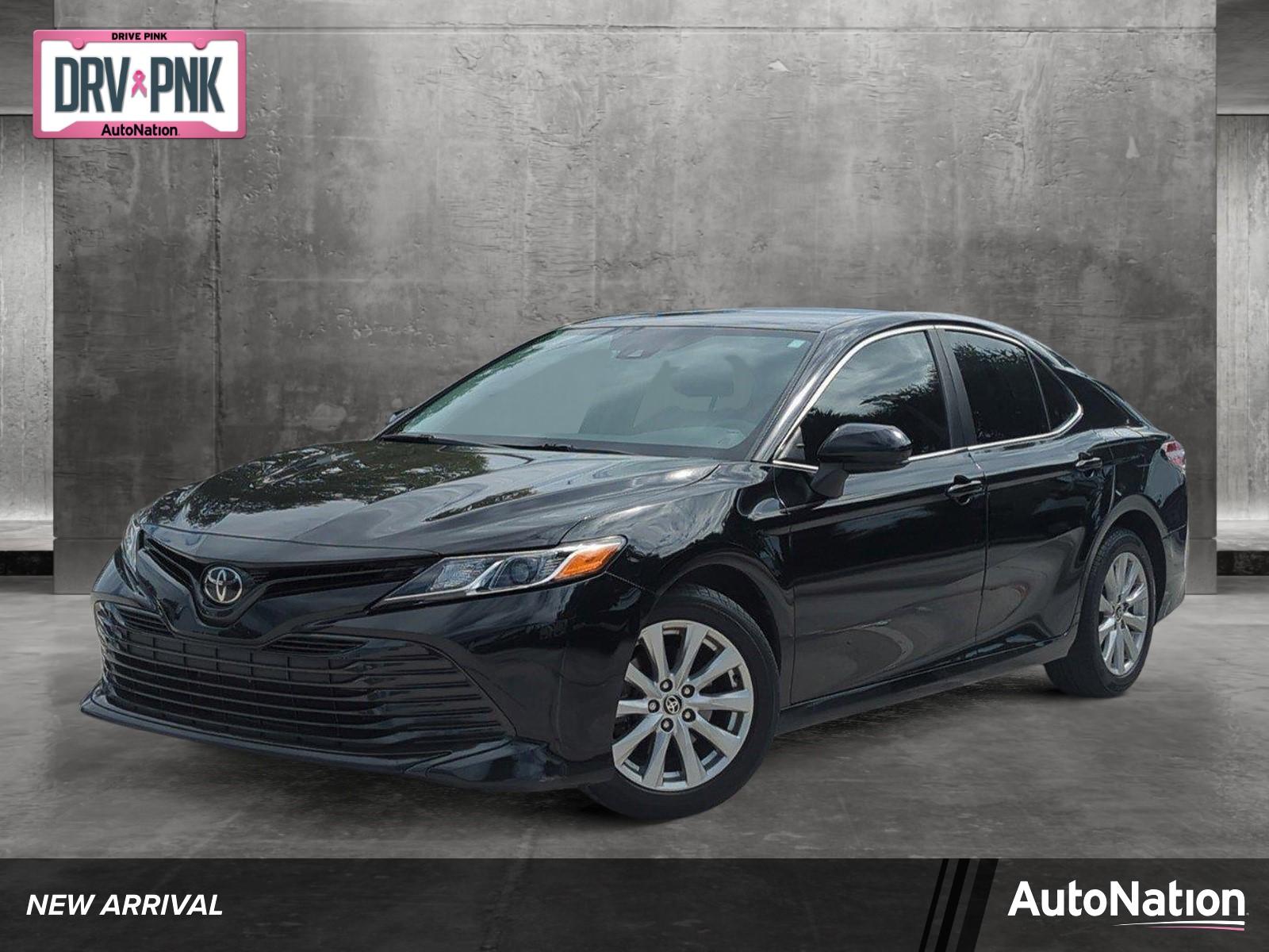 2020 Toyota Camry Vehicle Photo in Pembroke Pines, FL 33027