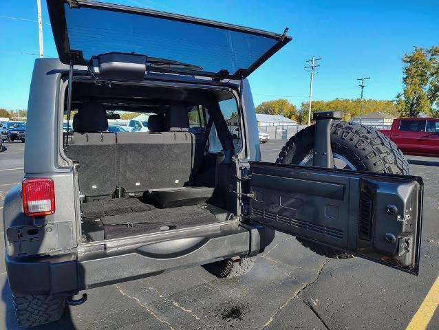 2018 Jeep Wrangler JK Unlimited Vehicle Photo in GREEN BAY, WI 54304-5303